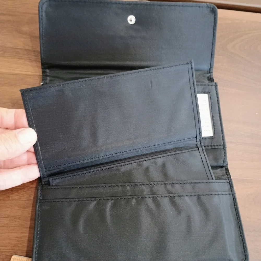 Elegant Brown Vegan Leather Women's Wallet